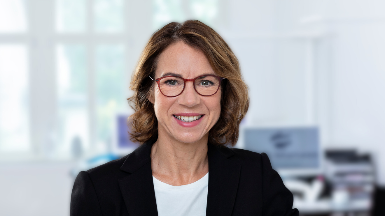 Monika Wüster: „Die Wechseljahre trafen mich unerwartet heftig.Hitzewallungen, Schlafstörungen, emotionale Achterbahnen - das war Neuland."