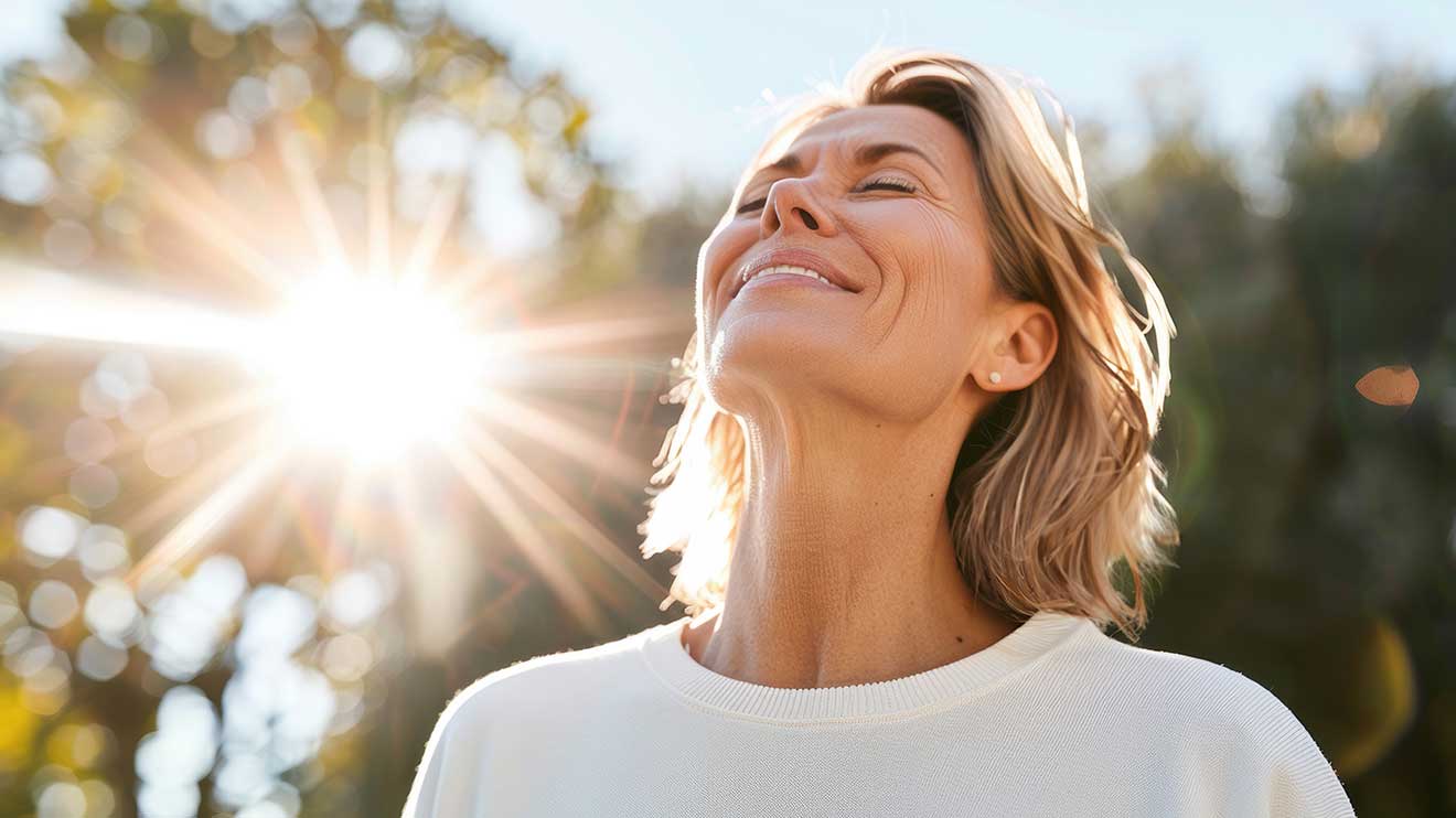 Die ruhige, naturnahe Lage des Moorheilbads Harbach mit viel Natur, Wald, klarer Luft und bewusst wenig Ablenkung unterstützt den Körper automatisch dabei, vom stressaktiven Sympathikus in den regenerativen Parasympathikus zu wechseln.  - Moorheilbad Harbach