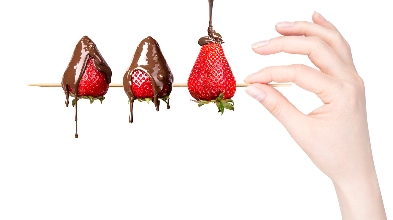 Schokolade ist nicht nur ein Seelentröster, sondern auch ein Aphrodisiakum. Dem Phenylethylamin in Kakao sagt man nach, dass es die Stimmung heben und die Lust steigern soll. - lizenzfreiohnecopyright