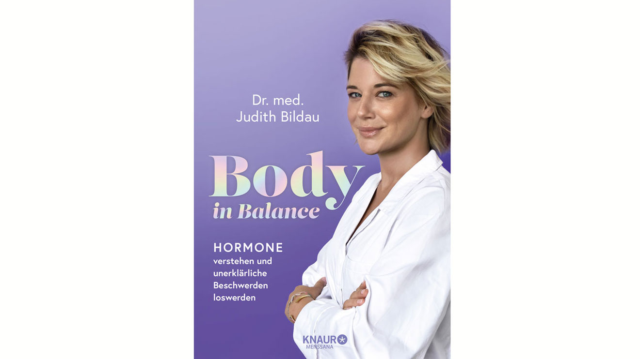 Das Buch vermittelt, welche neuen Erkenntnisse es zu den Wechseljahren gibt und wie Beschwerden mit Hilfe von Hormonersatztherapie (HET), Off Label-Ansätzen, pflanzlichen Therapieoptionen und Mikronährstoffen gelindert werden können.