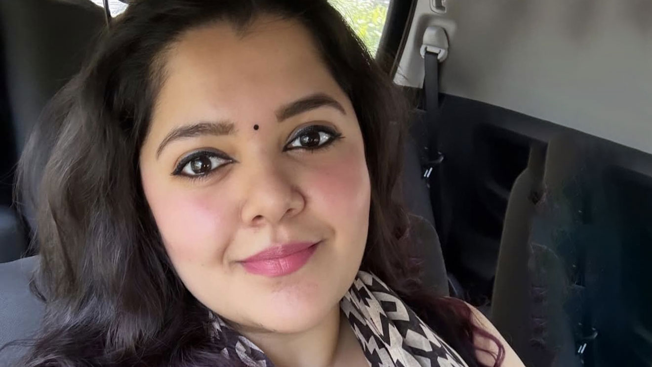 Dr. Tanaya Narendra (Dr. Cuterus), Die Ärztin und Embryologin, betreibt über Instagram und TikTok Aufklärung über sexuelle Gesundheit. 