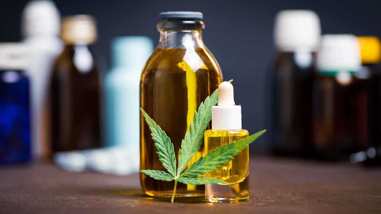 CBD ist der nicht berauschende Pflanzenstoff aus Hanf. Er wirkt entzündungshemmend, beruhigend und antioxidativ. - iStock/Stefan Tomic 