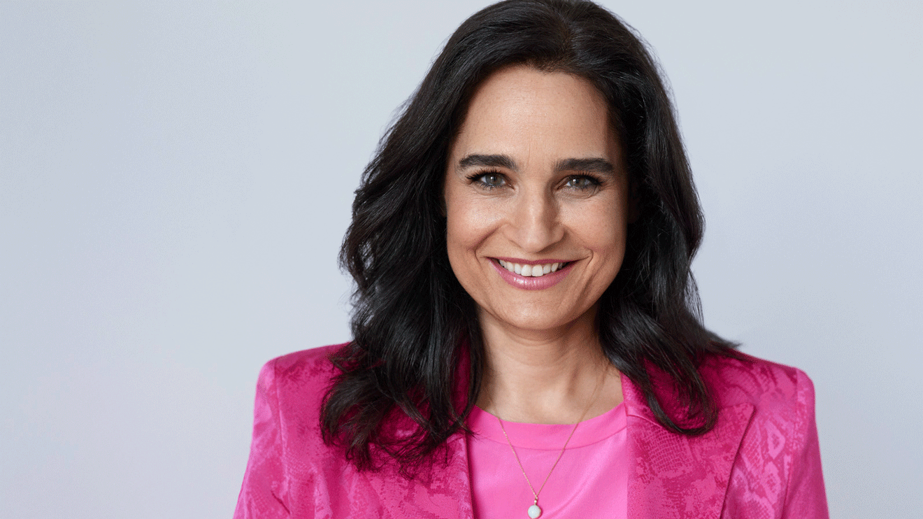Die prominente Dermatologin, Ernährungsmedizinerin und Bestseller-Autorin Yael Adler steht für tabulose Aufklärung und anschaulich verpacktes Expertinnenwissen. - privat