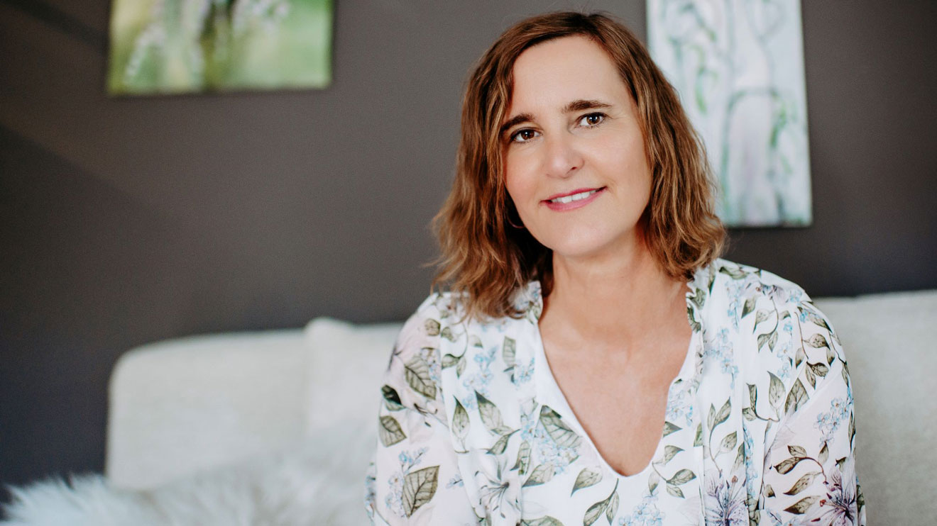 Claudia Thurner-Puchert: "Ich habe gelernt, meine Bedürfnisse ernst zu nehmen und mich nicht mehr über Erwartungen anderer zu definieren." - Katrin Dammann